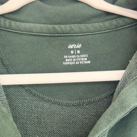 Aerie Women’s V Neck Green Pullover Sweatshirt - Picture 2 of 4